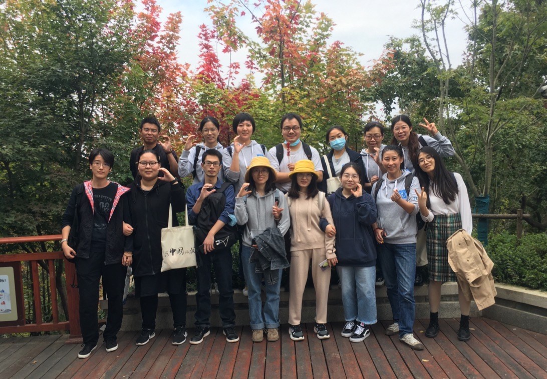 1603700639485437.jpg 秀梅团建3.jpg