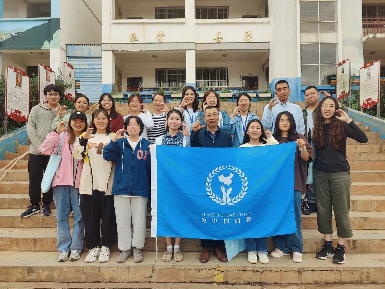 1705667586661760.jpg b95591078f564ac0374644347d6b0224.jpg