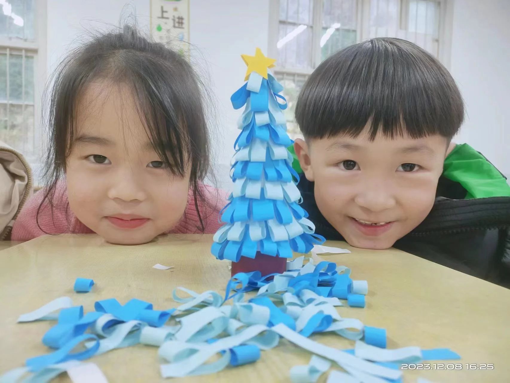 1710220560375826.jpg ac864f8c554802a8c3dcce1edbf5f2ac.jpg